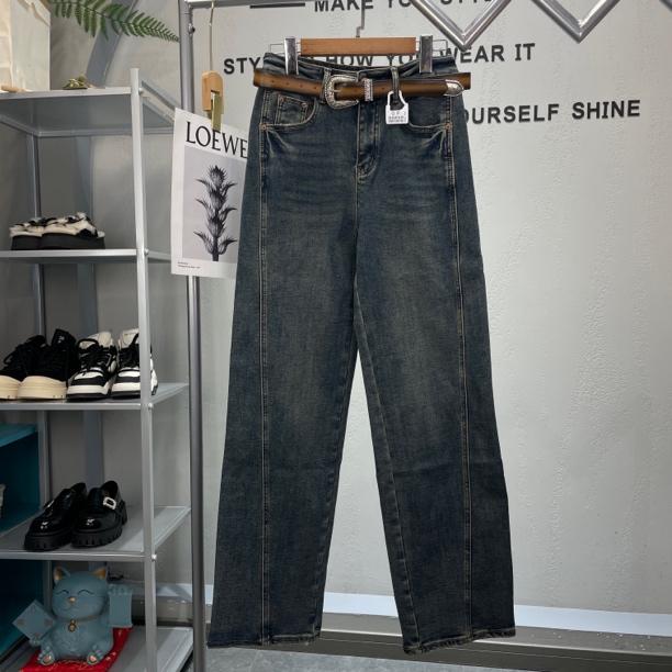 君家复古色休闲裤时尚