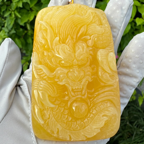 假一赔十，天然琥珀蜜蜡，蜜蜡吊坠，蜜蜡雕刻件，蜜蜡龙牌 26