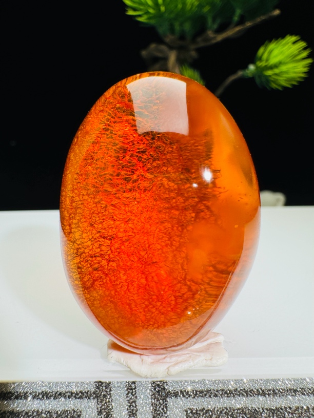 天然琥珀蜜蜡吊坠，原矿原皮随行吊坠，假一赔十