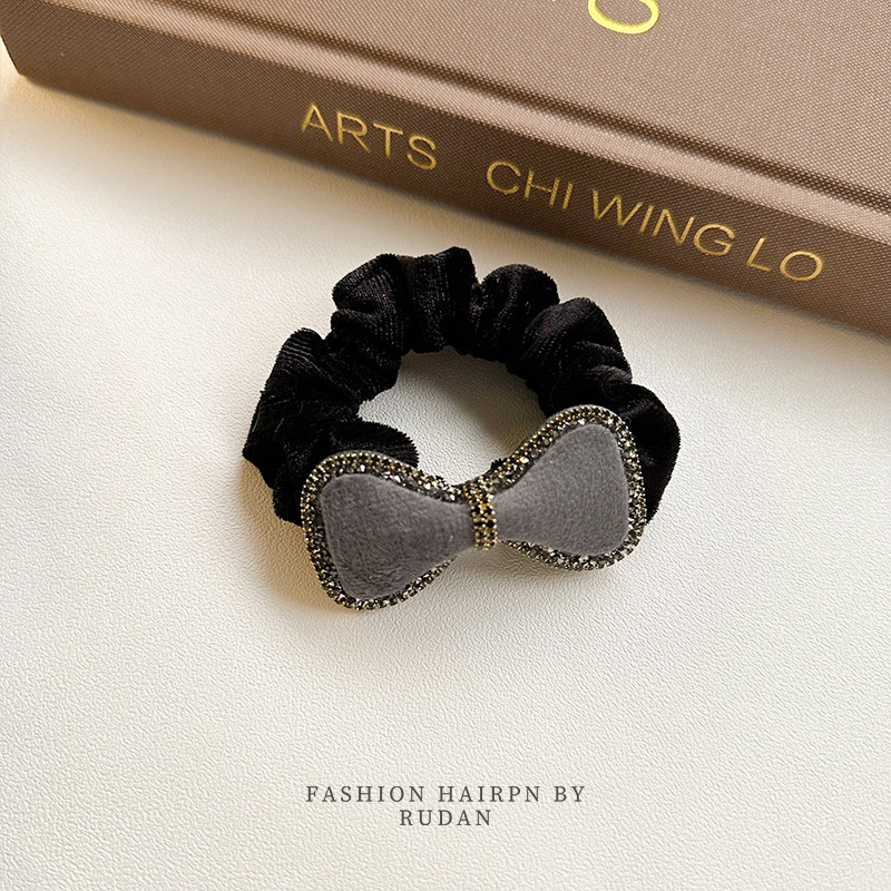 【翔吴】款韩版植绒山茶花少女掰掰夹小抓夹ins轻奢风镶钻鸭嘴夹