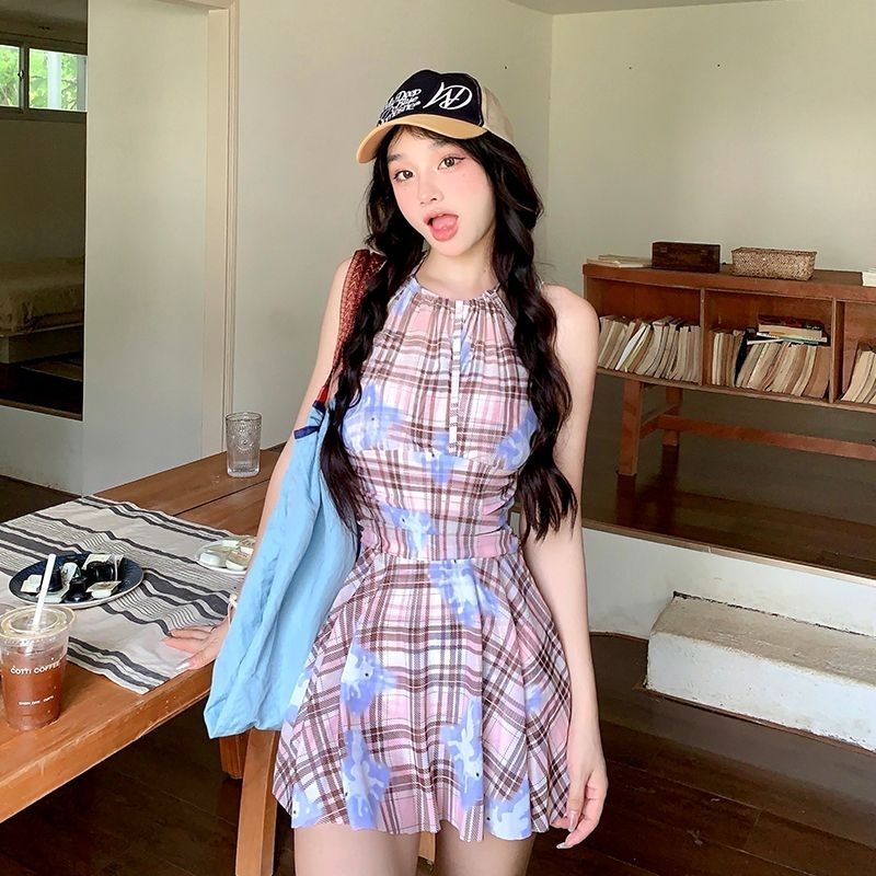 少女泳衣女士2025新款高级感保守学生可爱日系连体绝美温泉游泳衣