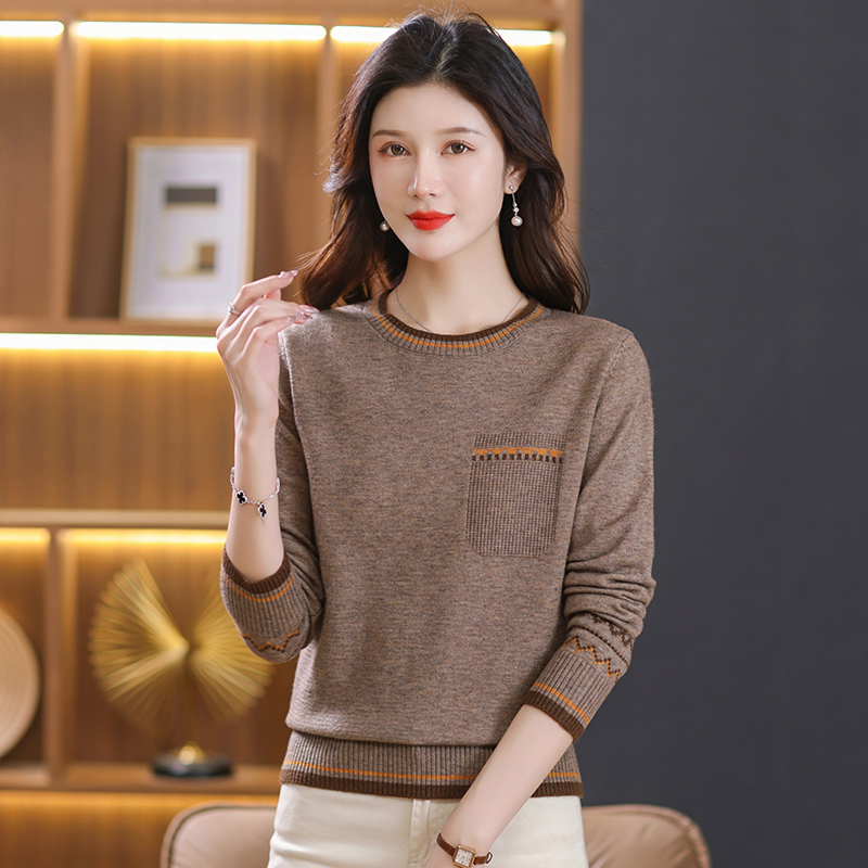 秋季新品长袖针织衫时尚宽松休闲圆领中年妈妈装内搭外穿毛衣女