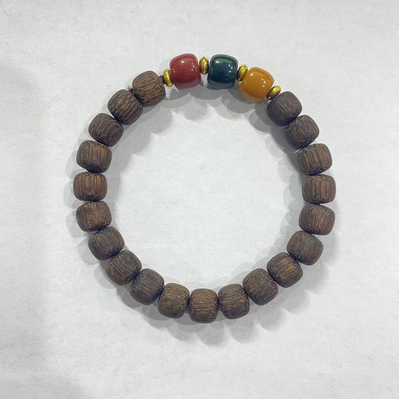 T26 黑肉老山檀红绿灯0.9