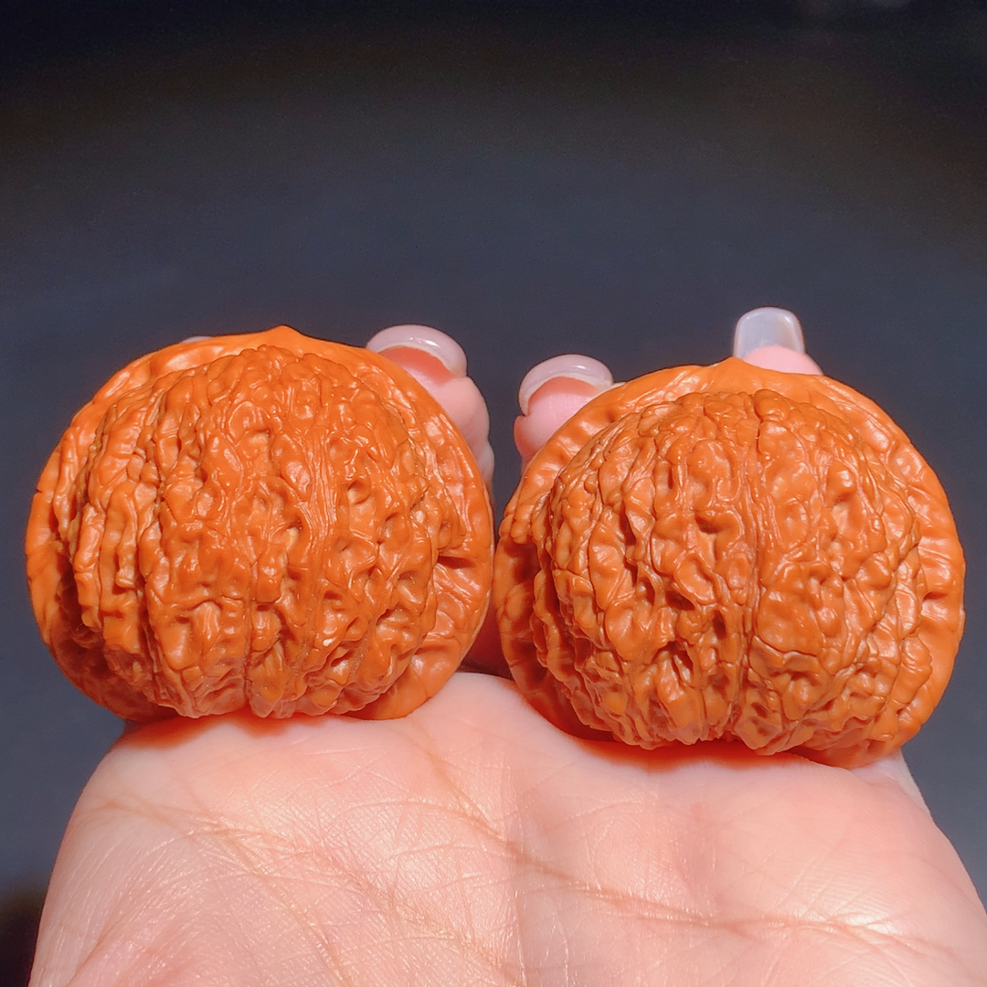 精品文玩核桃 血麒麟狮子头