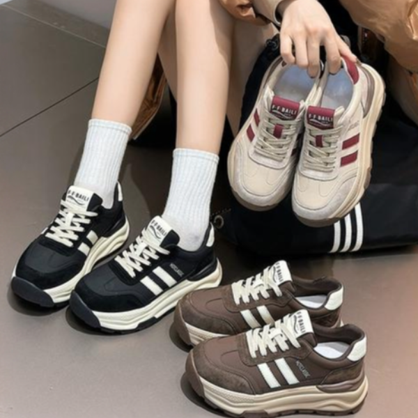 三道杠德训真皮女鞋经典黑白休闲运动鞋