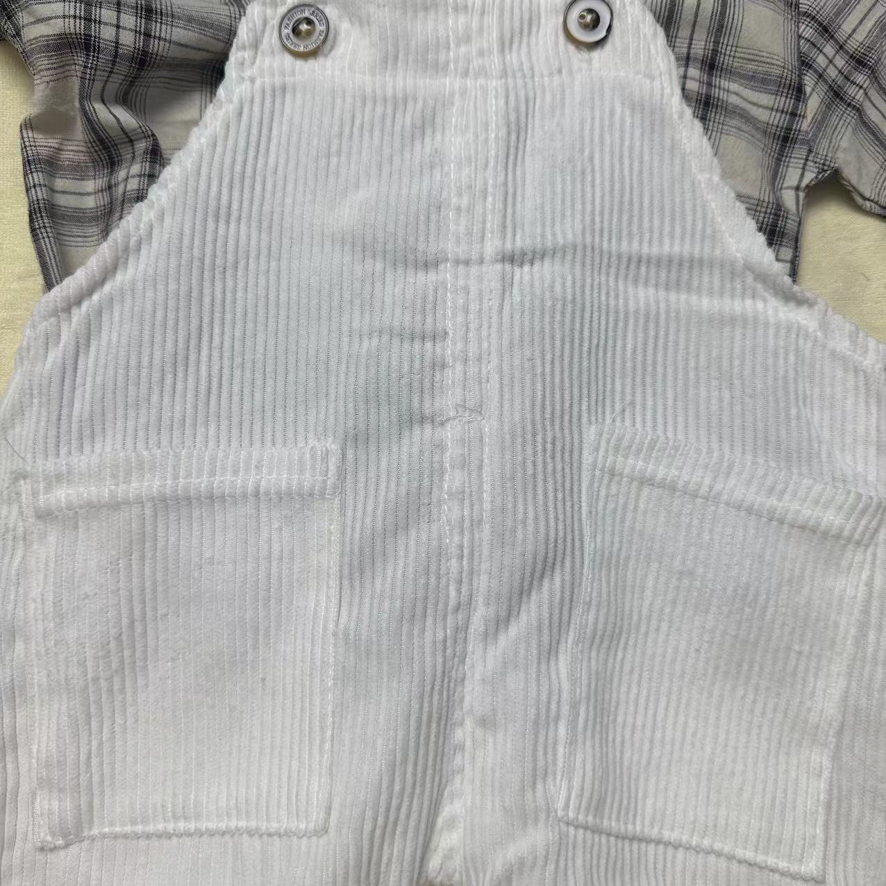 童装休闲时尚背带裤