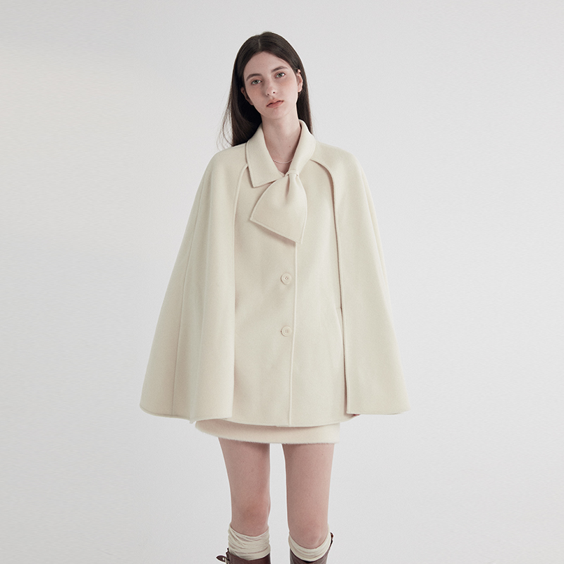 浪漫逃亡"矜贵山茶"白色双面呢斗篷大衣甜美千金风毛呢外套女秋冬