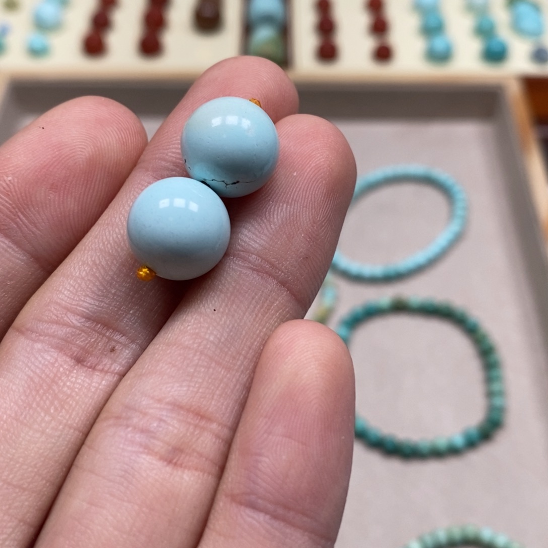 绿松石配饰未镶嵌