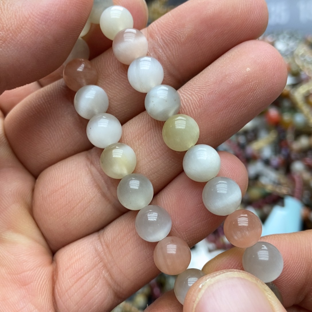水晶手链未镶嵌多样性发货，发一条