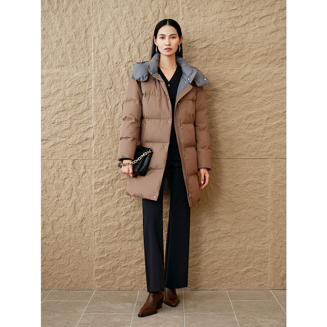 INSUN恩裳专选冬季休闲连帽绗线中长款羽绒服9C64508730