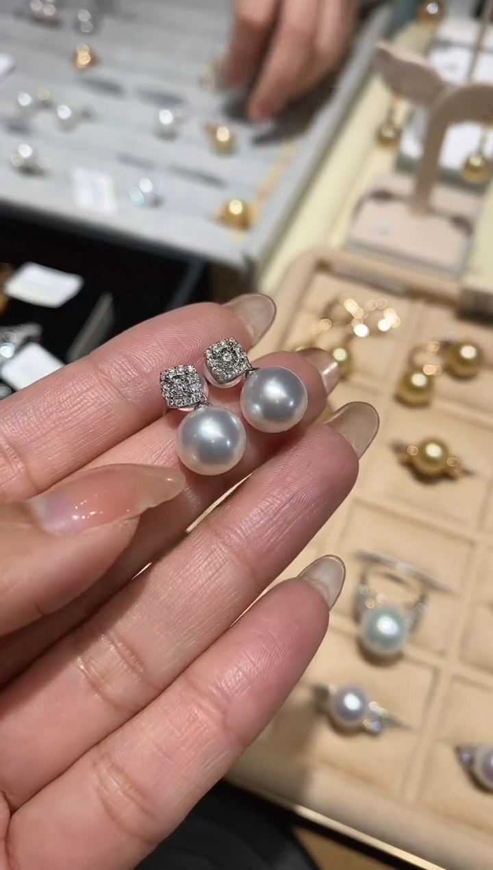 【闪购商品】定制海水珍珠耳饰18K金镶嵌NHM 103