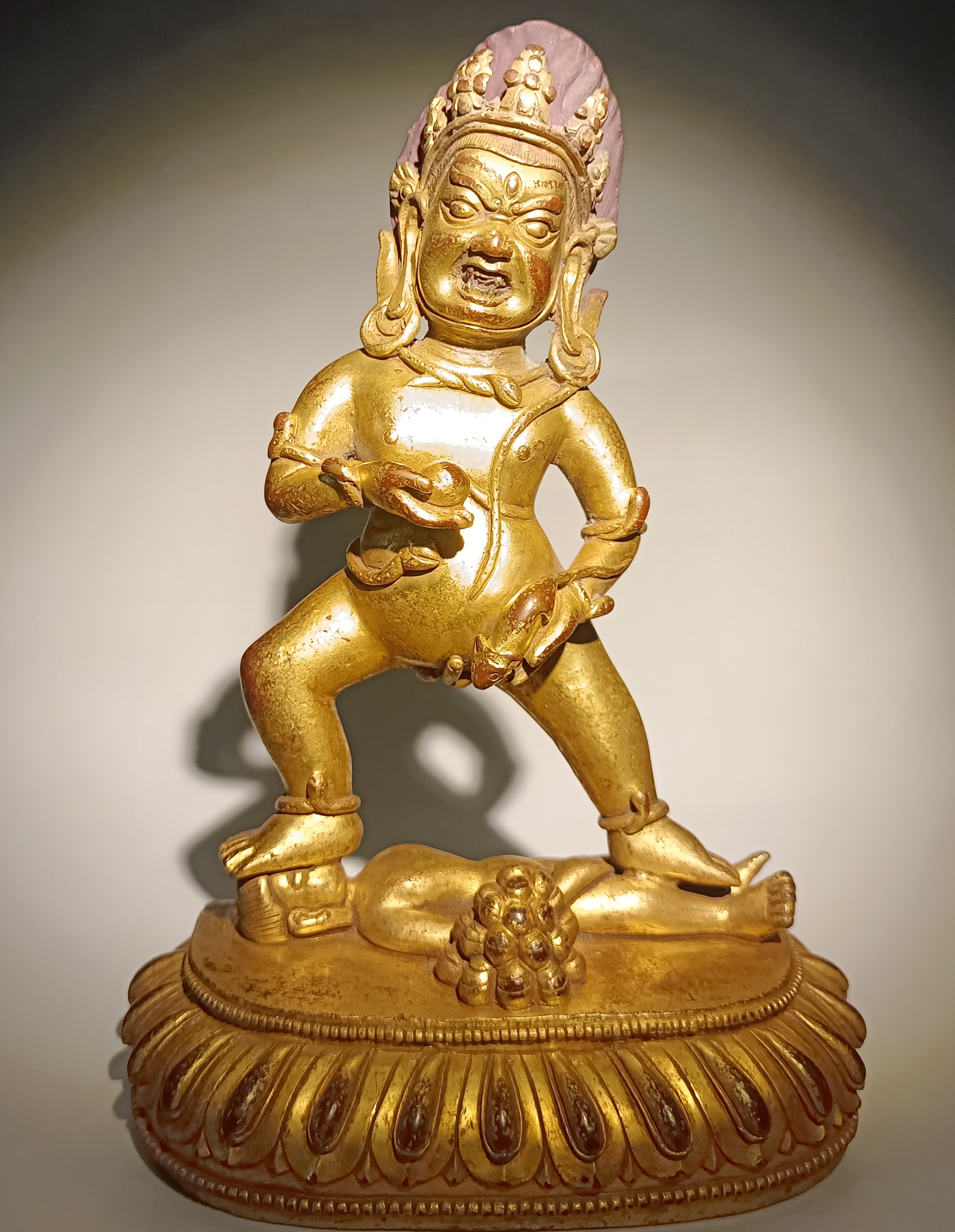 藏传黑财财铜佛像