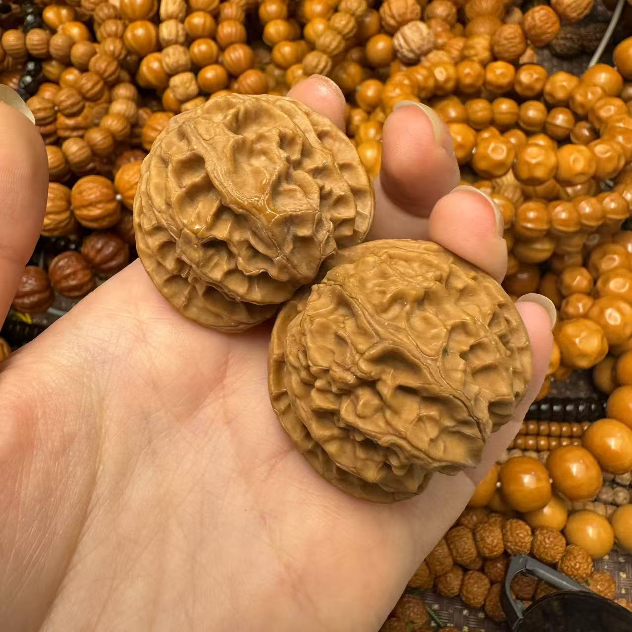 原生态核桃苹果圆32-34mm文玩核桃手把件