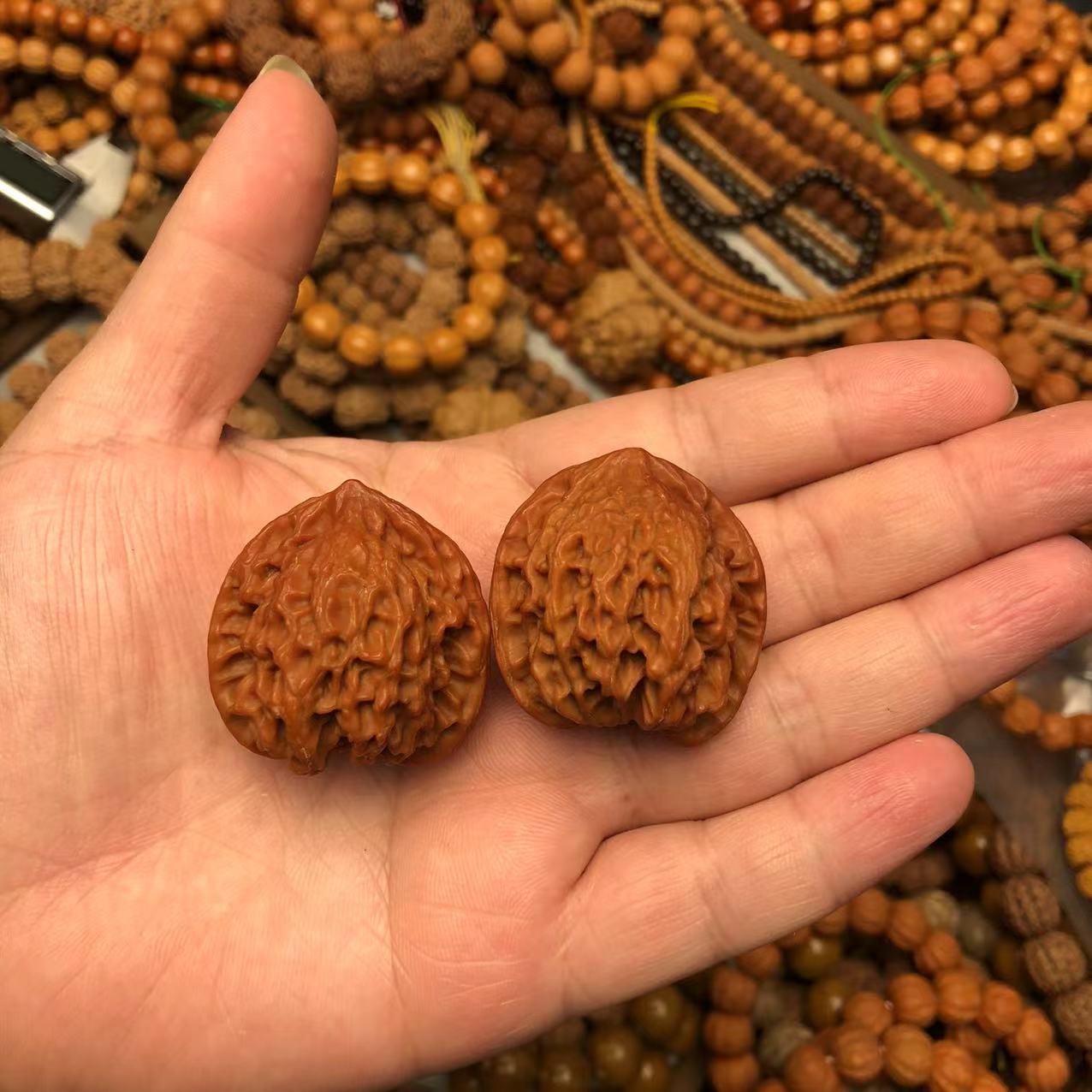 直播专享 麒麟纹经典款麻核桃小手捻小把件核桃文玩一对