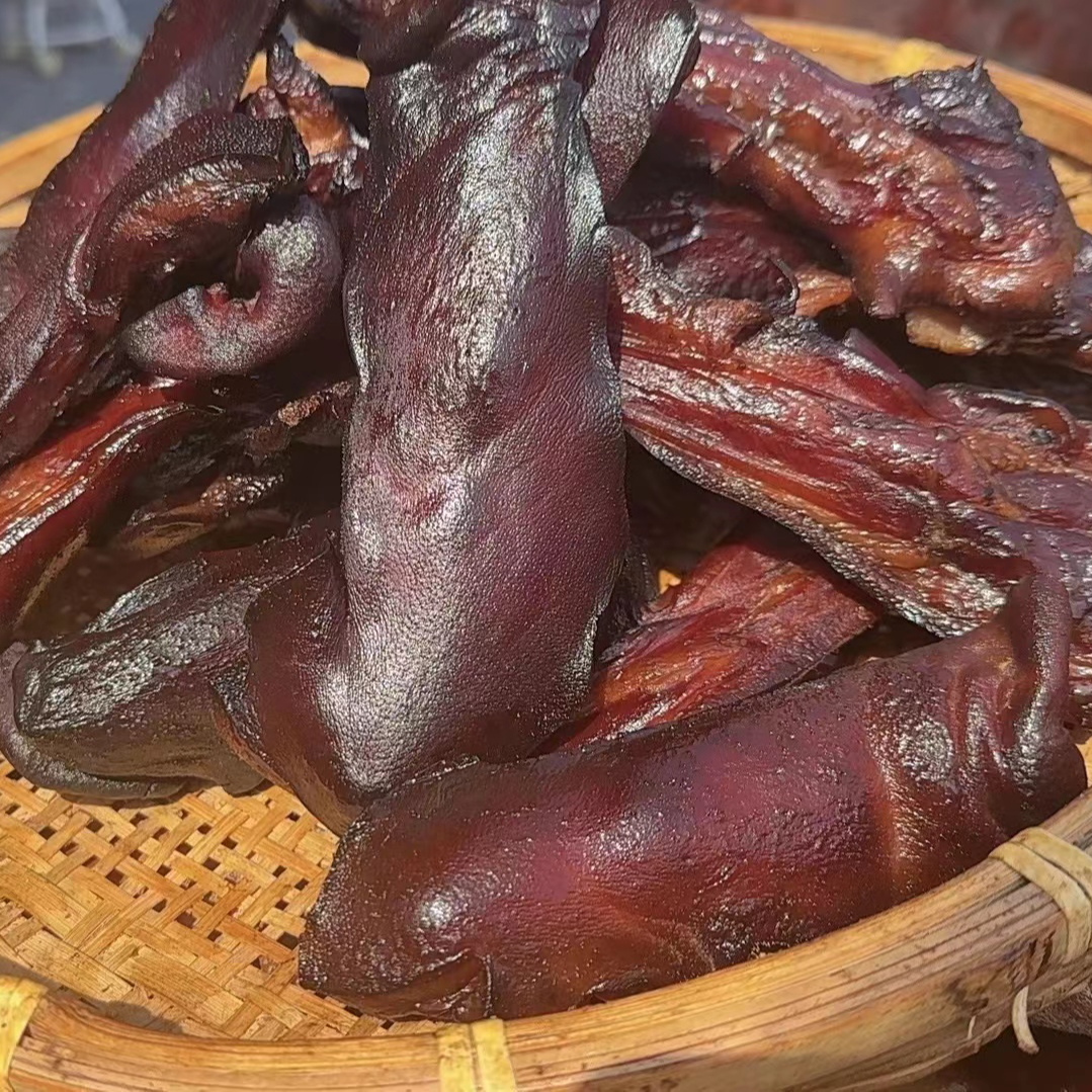 茶树古法烟熏腊猪拱嘴【直播现称】