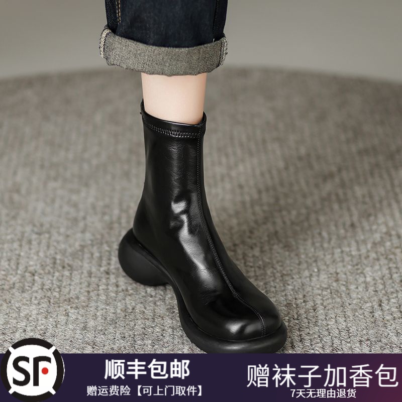 大东瑟2023年冬舒服韩式舒适瘦瘦弹力靴时尚个性马丁靴女加绒短款