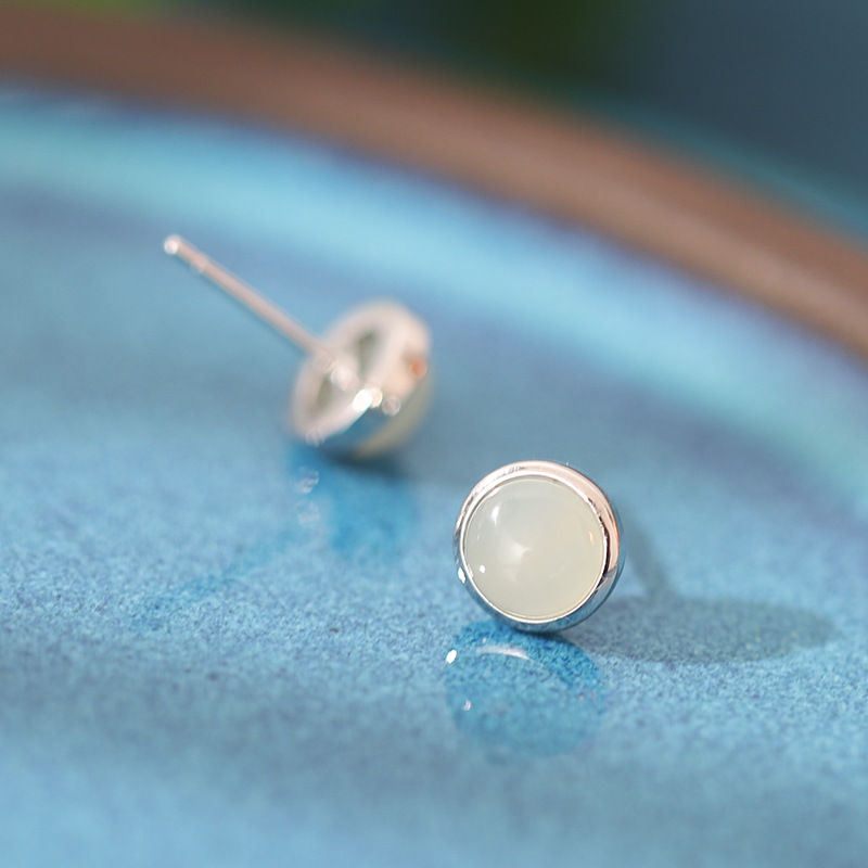 S925银耳钉和田玉耳饰圆形简约蛋面简约时尚女生耳饰