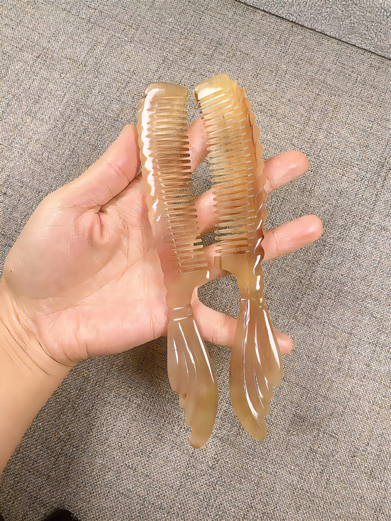 手工加厚精品羊角梳女士男士家用一个装便携防静电密齿按摩凤尾梳