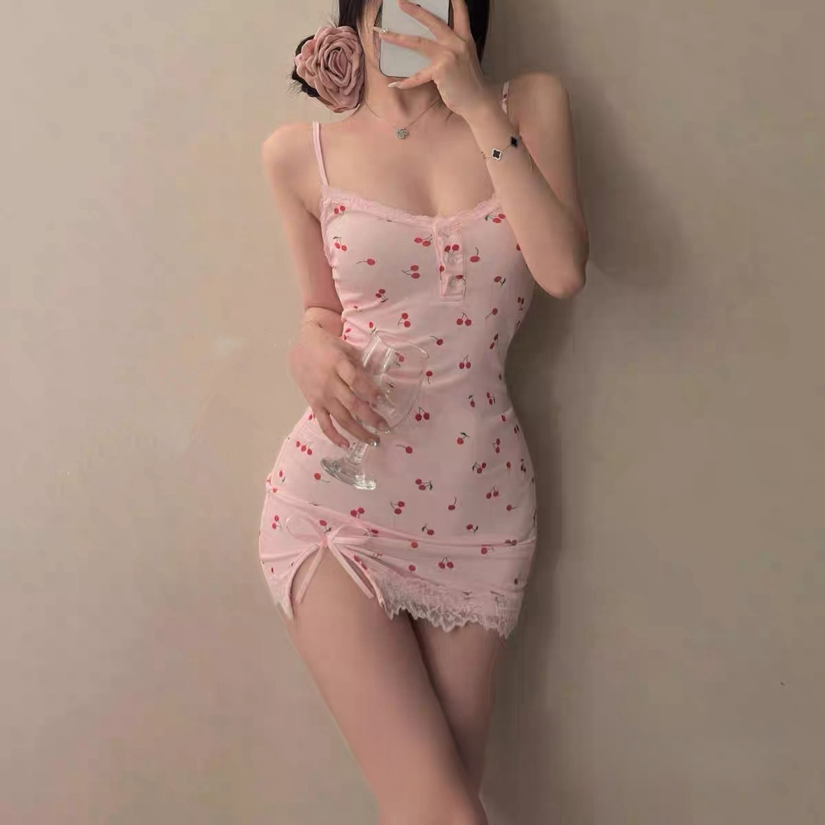 兮月【樱桃少女】法式纯欲拼接蕾丝印花吊带裙含胸垫甜美打底紧身