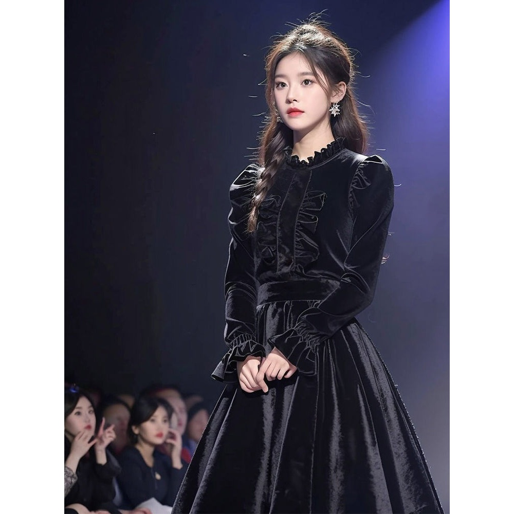 法式赫本风黑色复古丝绒连衣裙子秋季2023新款女装古着vintage裙