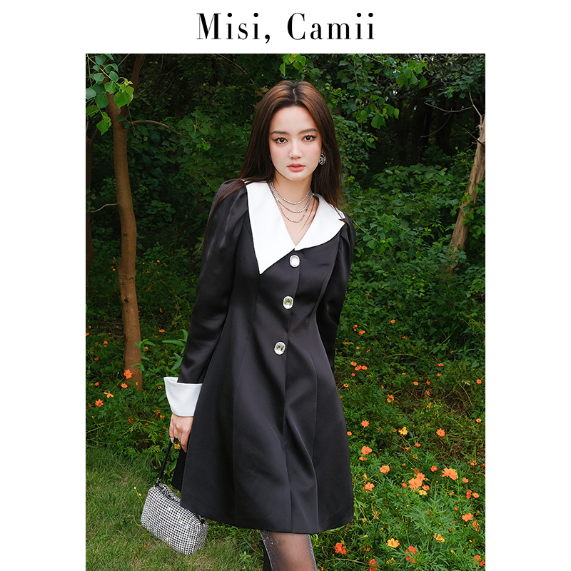 Misi,Camii女士时尚气质不规则领黑白拼色连衣裙小黑裙收腰显瘦