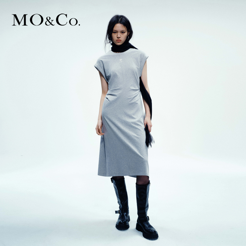 【赵老板专属】MOCO春季玫瑰印花捏褶收腰T恤连衣裙MBD1DRST34