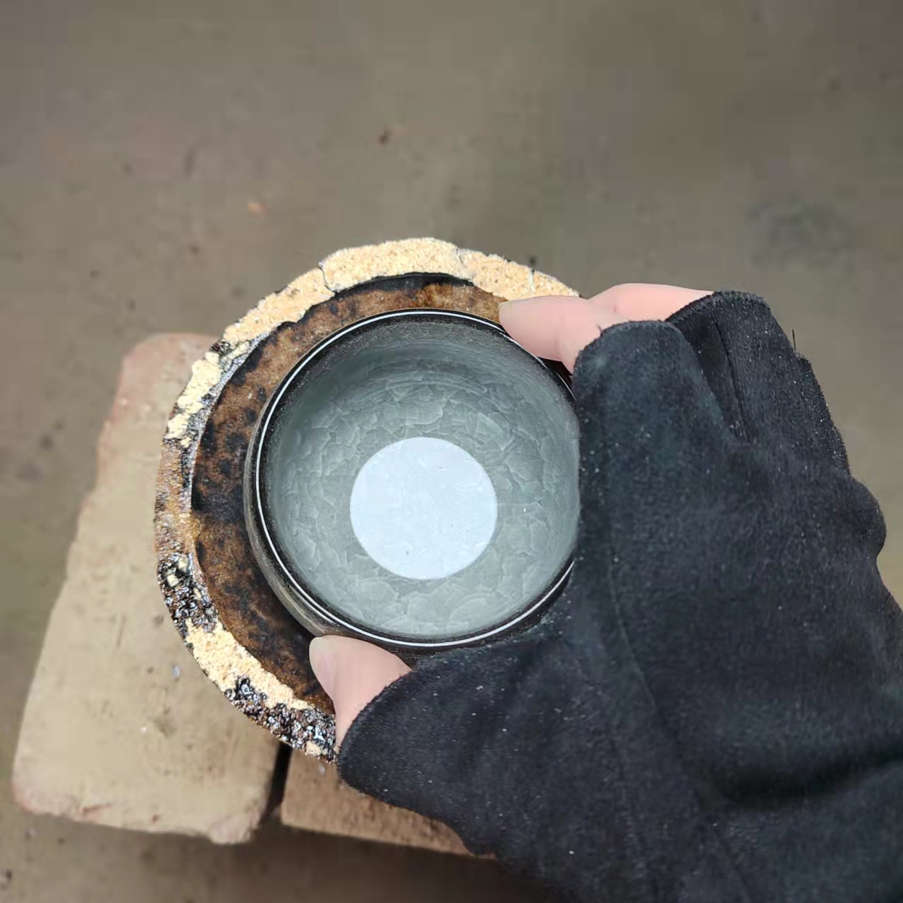 【闪购商品】  瓷茶盏  黑冰花（配礼盒 配证书）