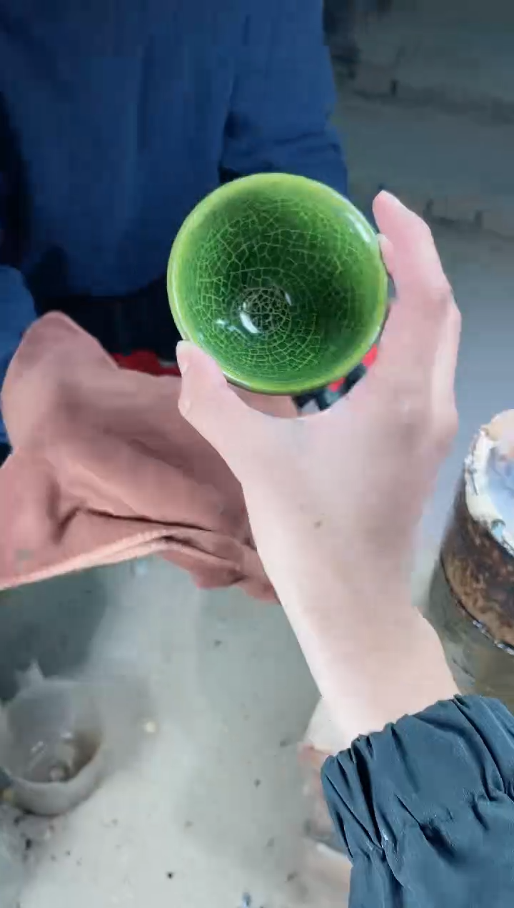 【闪购商品】瓷茶盏束口金丝玉（配礼盒 配证书）