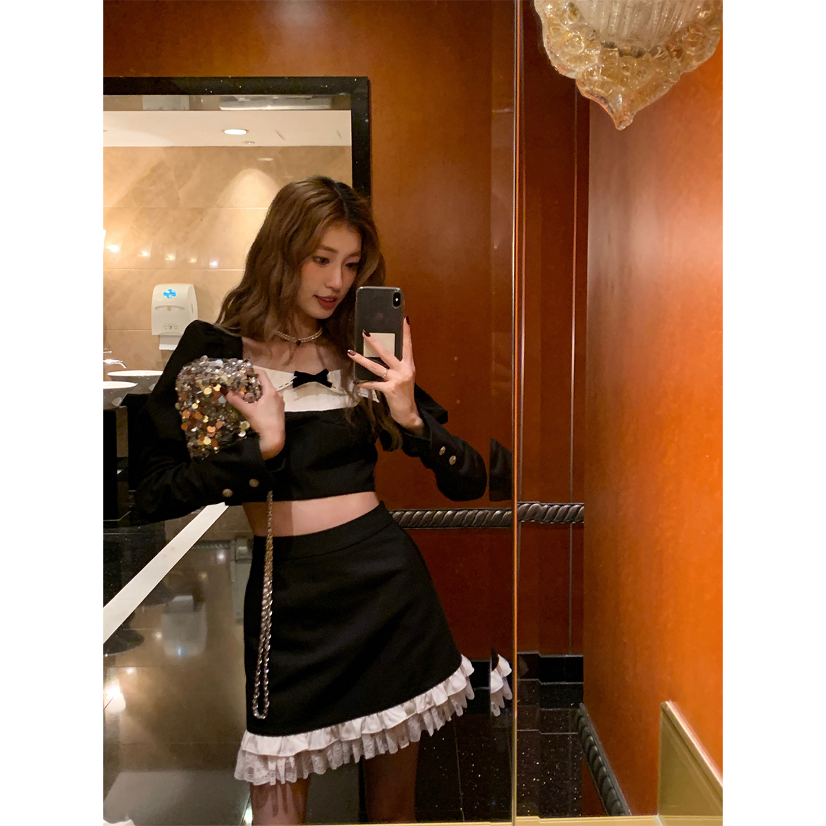 SourceWithU 8.23 小夏洛特 矜贵早秋千金黑白拼色套装半裙