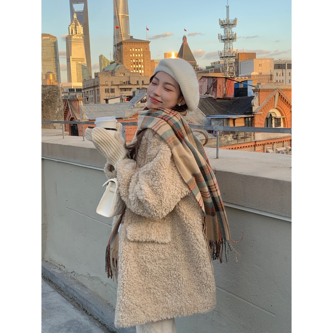 SourceWithU sa熊抱羊羔毛外套女泰迪保暖厚实宽松温柔高级感上衣