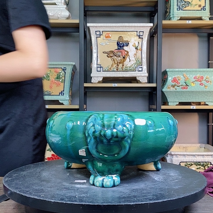 紫砂花盆一***运12。