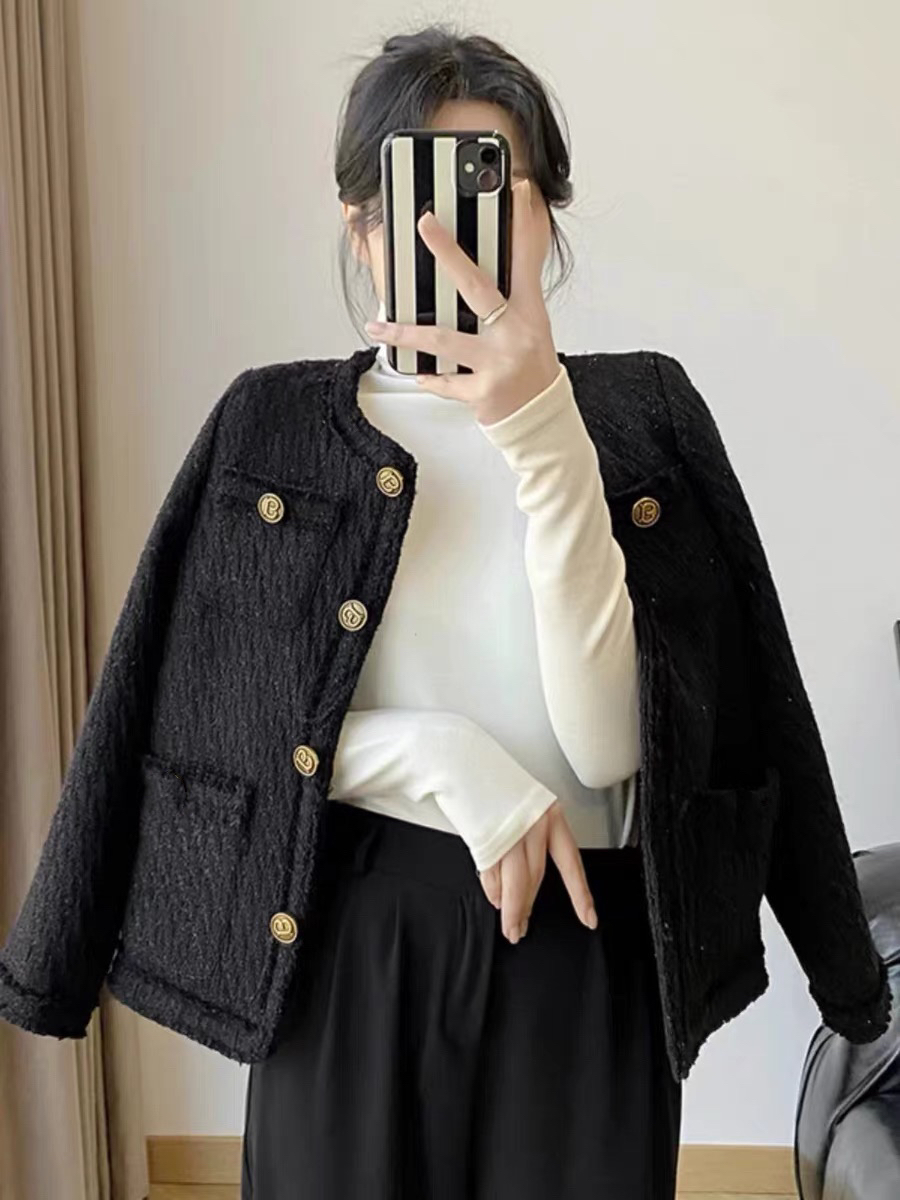 2025新款高端轻奢名媛气质轻薄款白鹅绒小香外套  女新