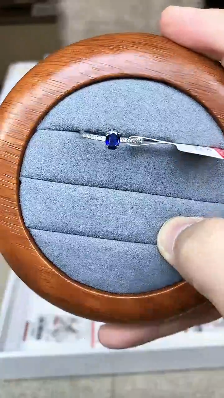 【闪购商品】蓝宝石戒指银S925镶嵌蓝宝石戒指