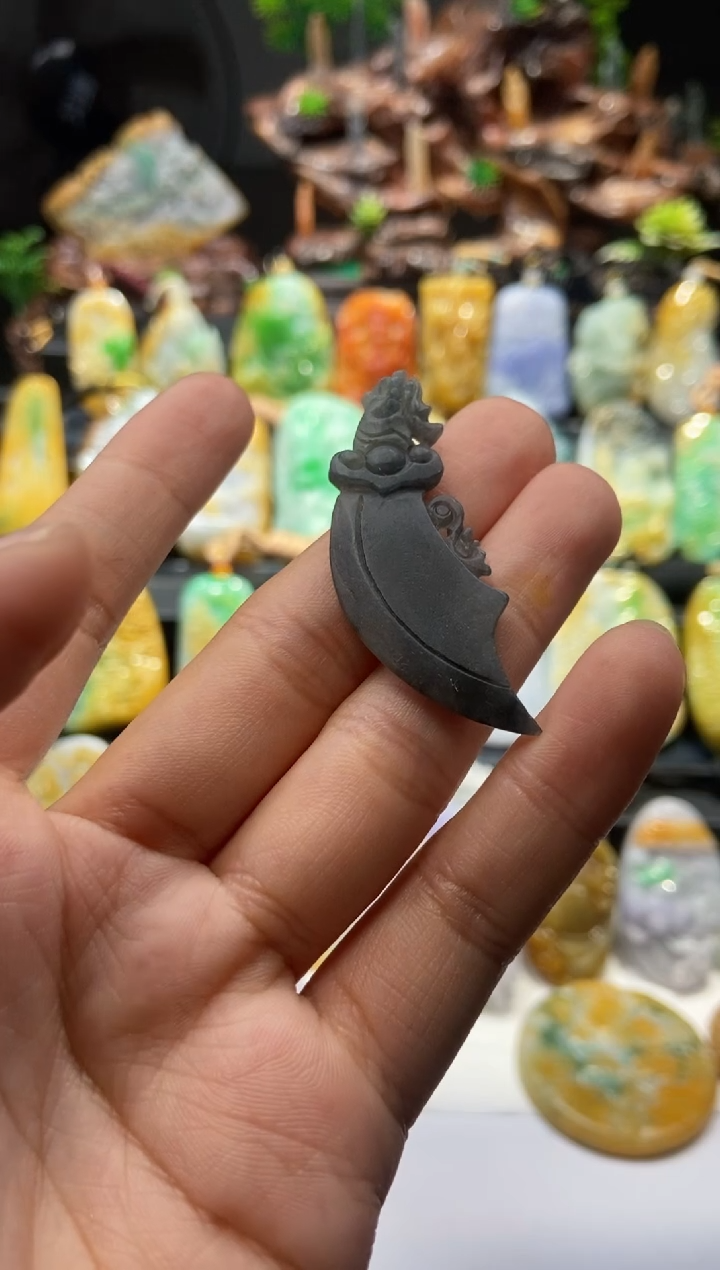 【闪购商品】翡翠挂件未镶嵌翡翠A货