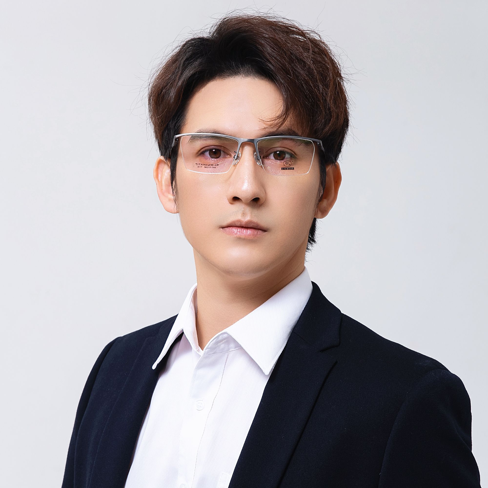 图册二钛雕深圳男款商务超轻纯钛镜框款式
