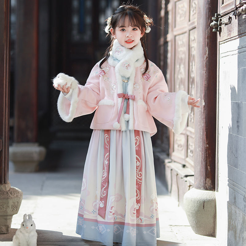 汉服女童冬款拜年服加厚古风唐装过年穿高端马面裙套装2023年新款