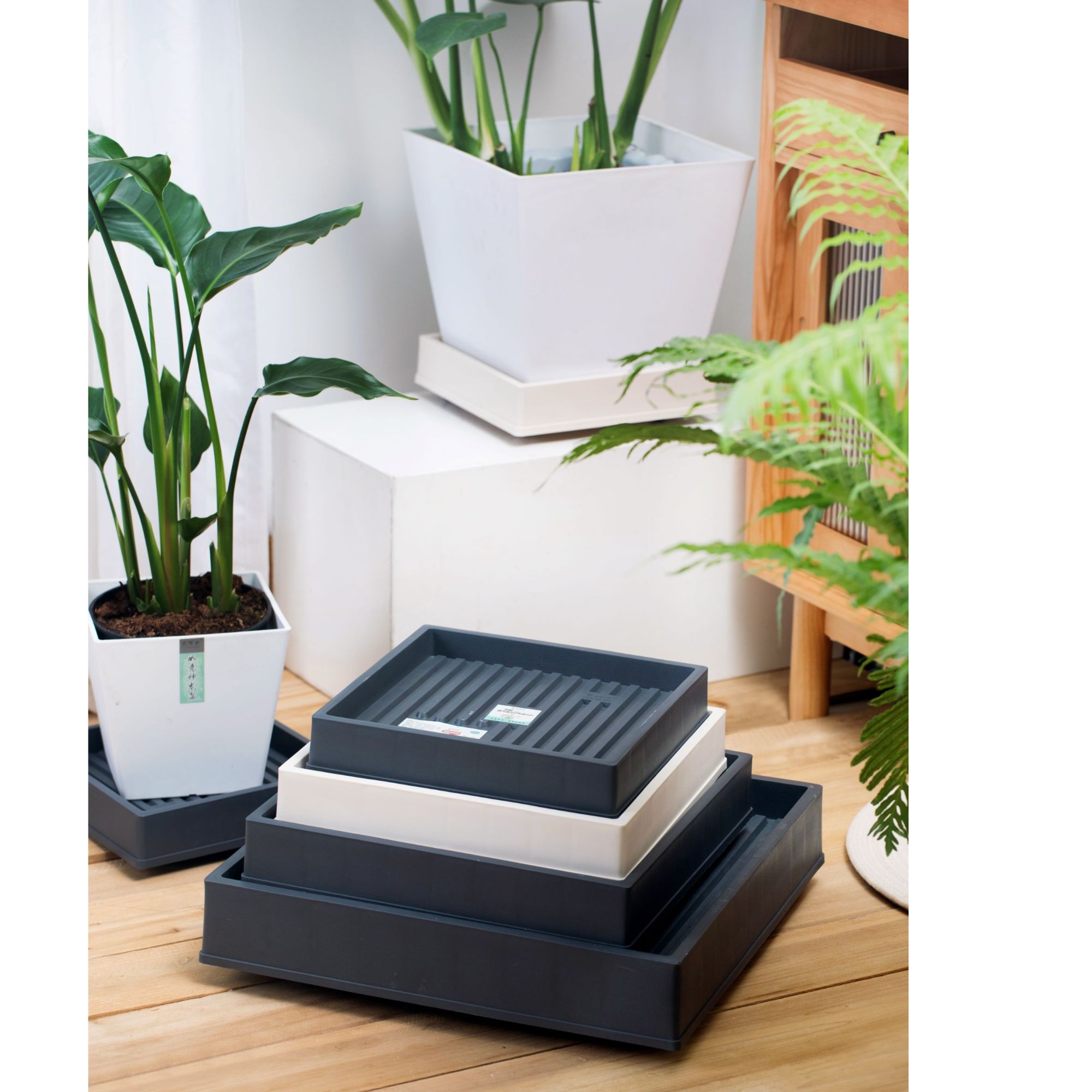 花博士招财正方形底座加深加厚钢化隐形轮树脂带轮子花盆塑料轮托