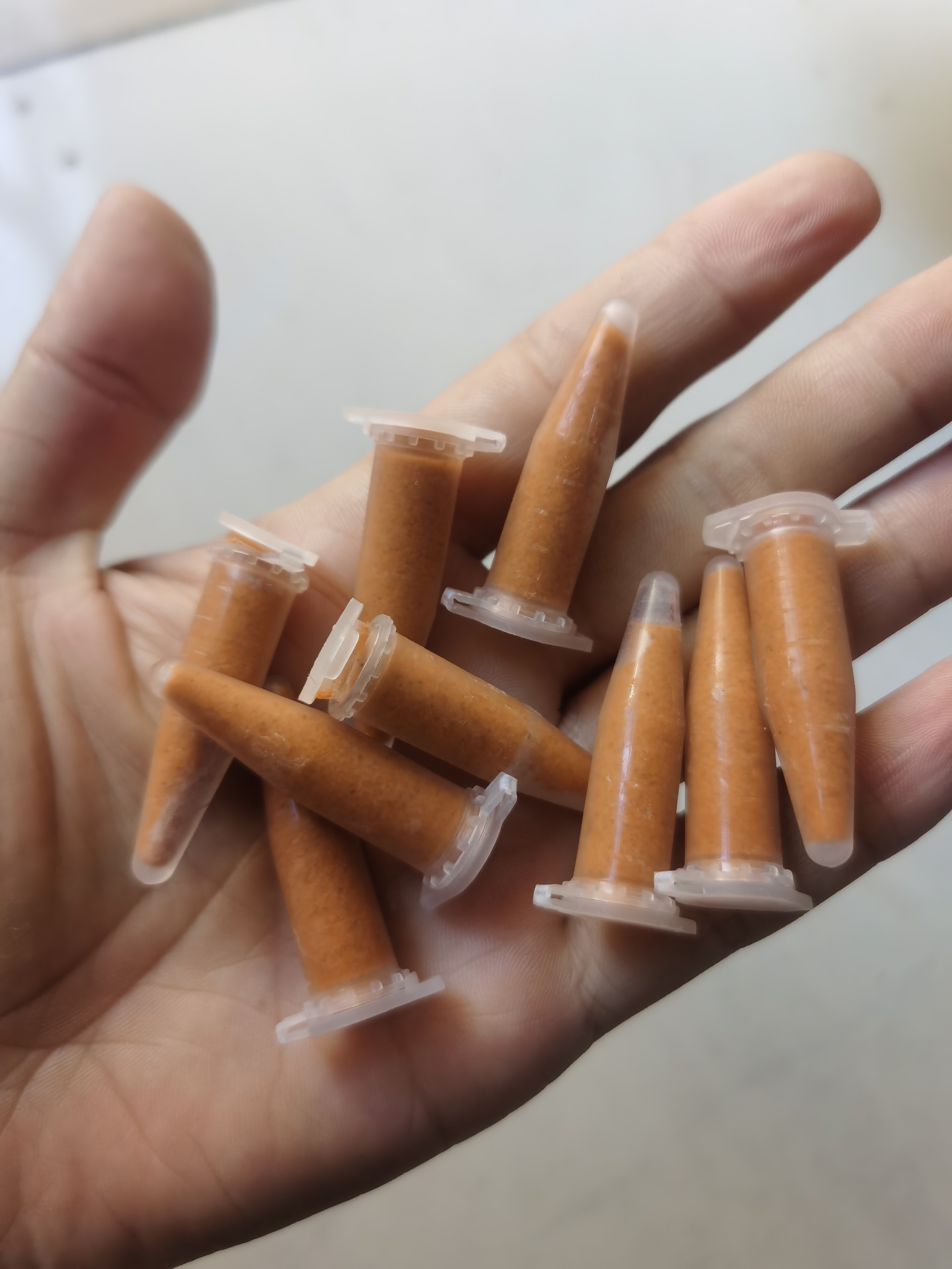丰年虾卵冷冻幼虫孔雀鱼苗饲料水母粮鱼虫卤幼鱼食开口粮鱼房自用