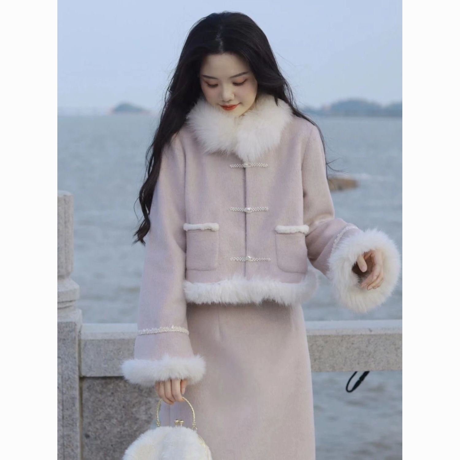 2023冬季新款高雅气质国风外套半裙两件套复古高级感淑女温柔套装