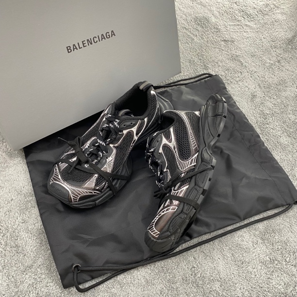 全新未使用 Balenciaga/巴黎世家 3XL老爹鞋黑银做旧 系带 运动鞋