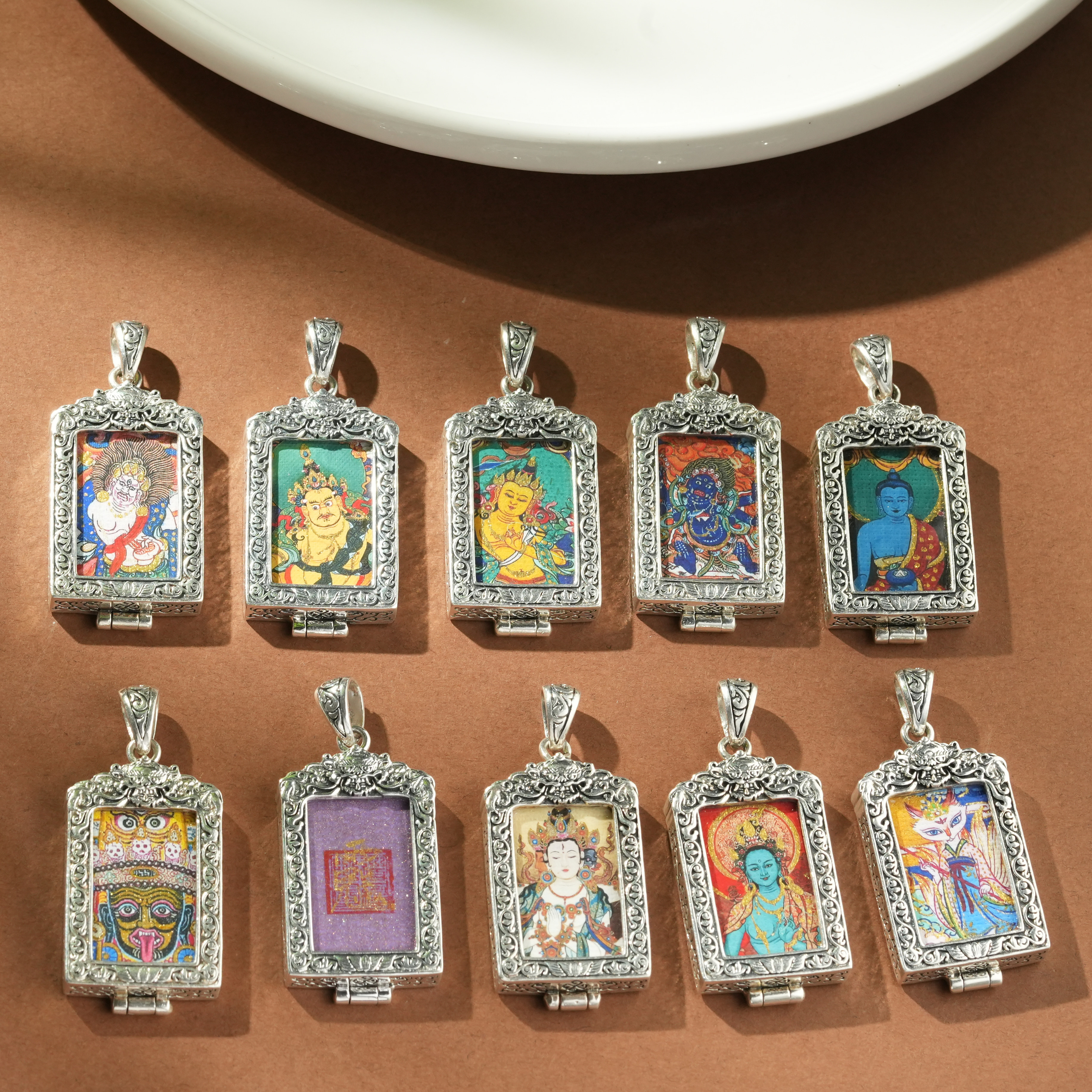 925银玻璃银制品 925银玻璃银制品纯手绘银镶卡卡多样性发其一