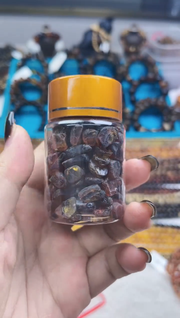 【闪购商品】琥珀裸石未镶嵌琥珀