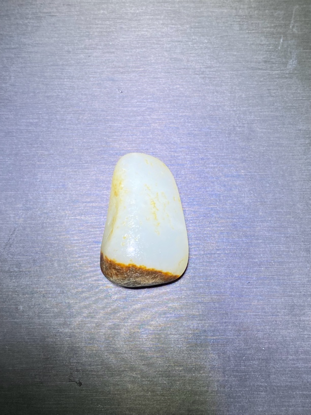 新疆和田玉 黑红皮白肉吊坠