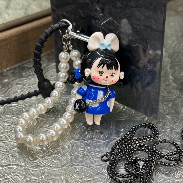 蓝色娃娃小众个性挂件-38143