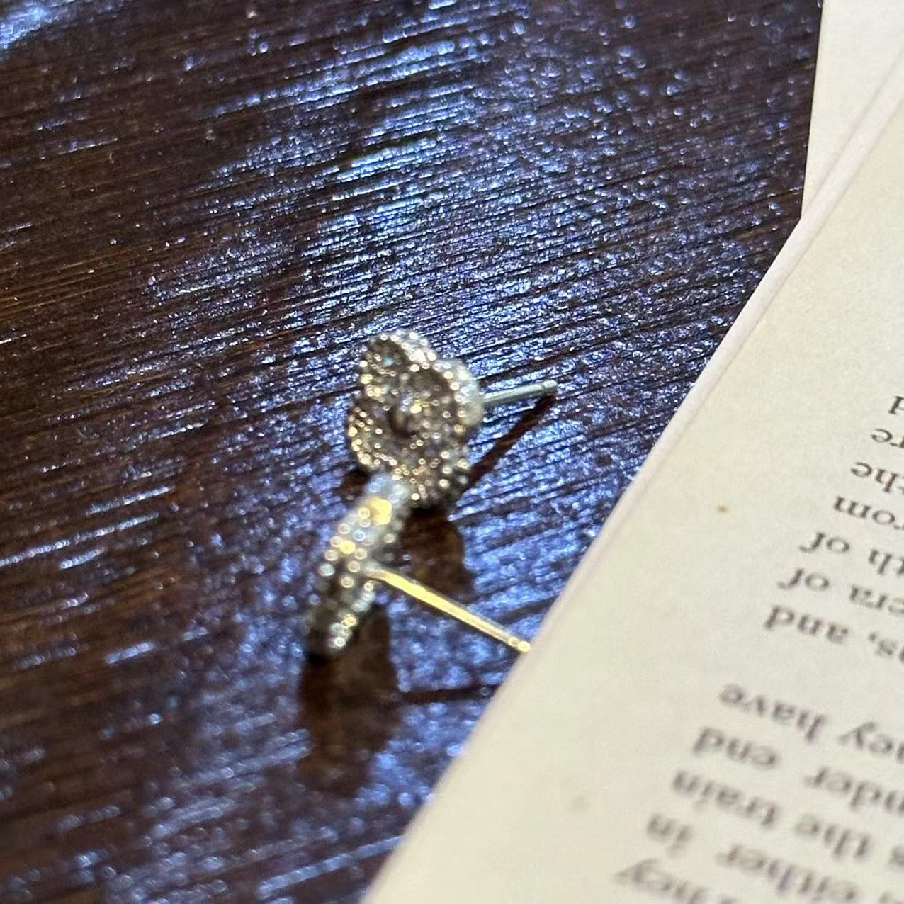 铜合金耳饰 轻奢迷你四叶花带钻耳饰-66502