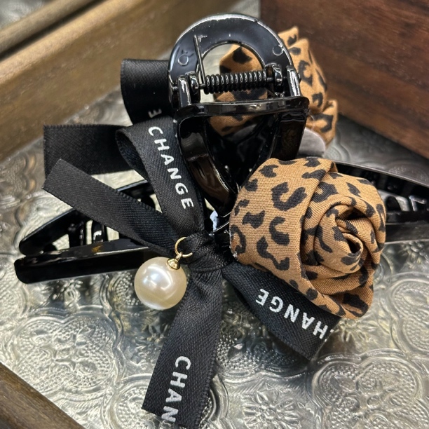 豹纹花朵时尚抓夹-3390