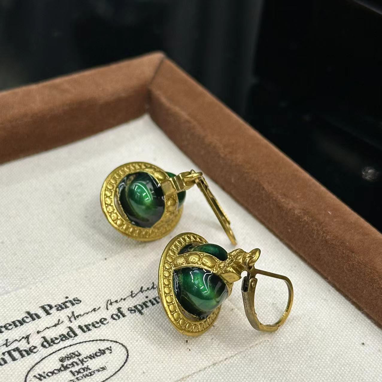 铜合金耳饰 绿拼咖色土星耳饰-66865