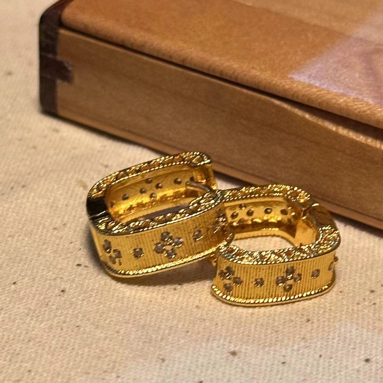 铜合金耳饰 复古风方形金色耳扣-3872