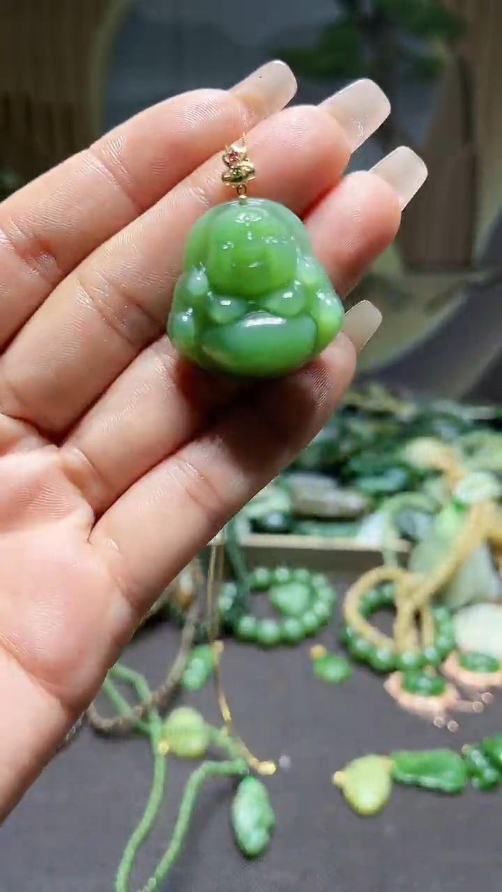 【闪购商品】和田玉挂件18K金镶嵌1