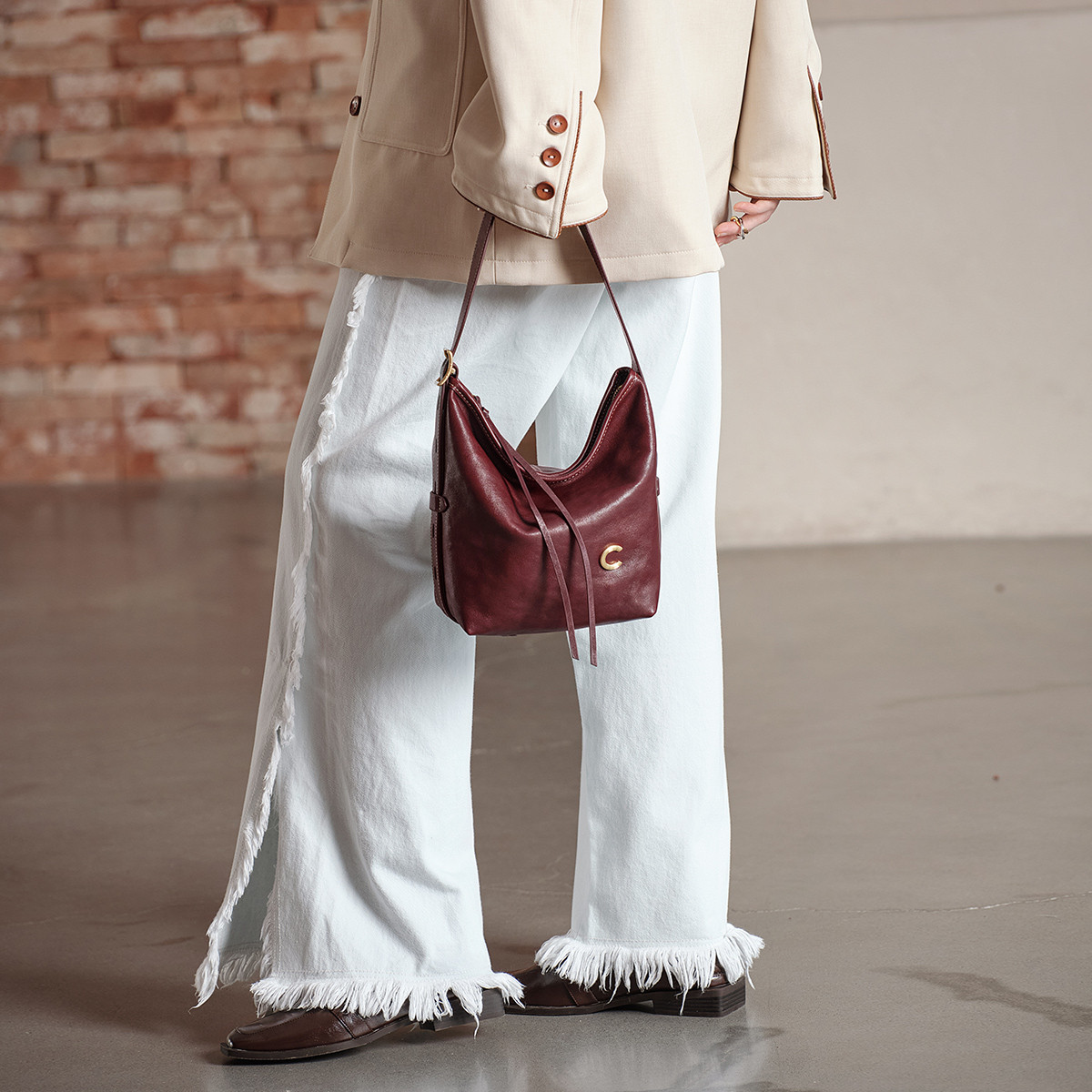 cassile｜【轻奢质感】卡思乐高级植鞣牛皮水桶包HOBO包单肩手提